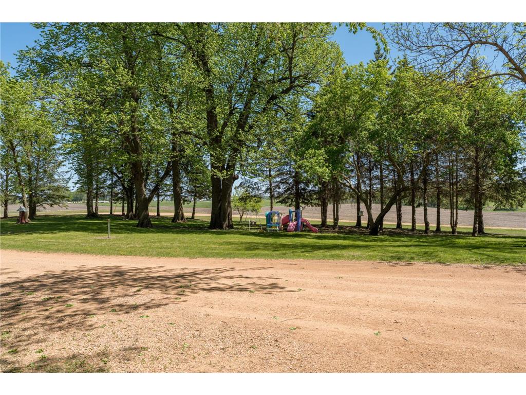 37285 161st Avenue Montgomery MN 56069 7074946 image50