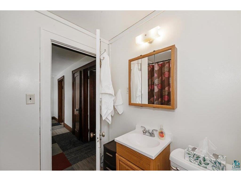 3729 & 3731 E 2nd Street Superior WI 54880 7029731 image15