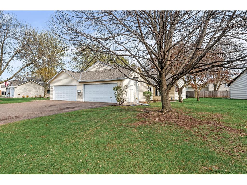 3729 Gershwin Avenue N Oakdale MN 55128 6529814 image1