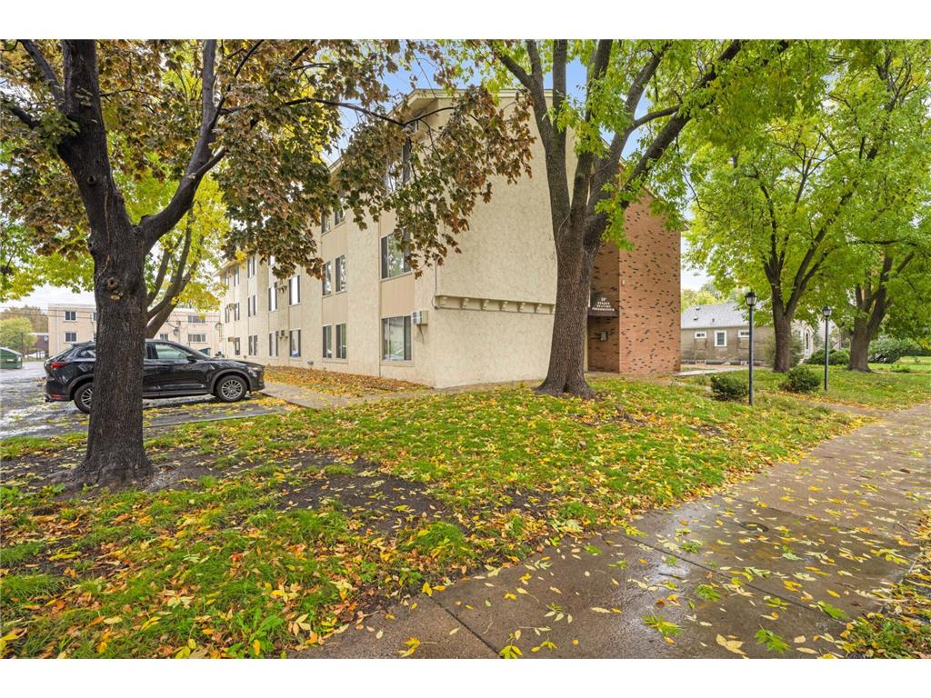 3729 Snelling Avenue #108 Minneapolis MN 55406 6430213 image1