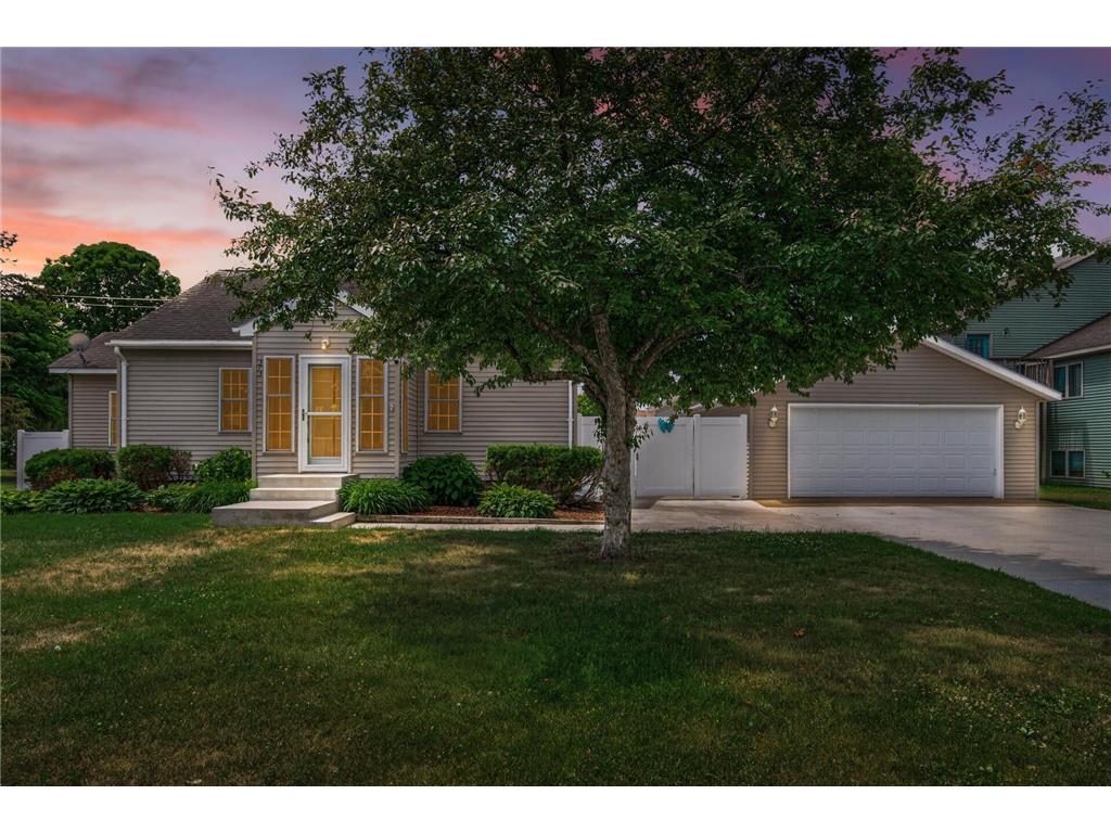 373 Locust Street S Prescott WI 54021 7088164 image1