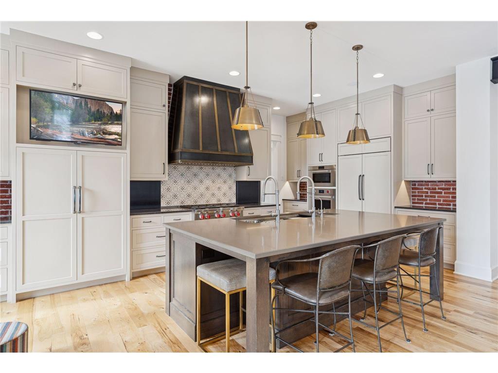 373 Park Street E Wayzata MN 55391 7050116 image11