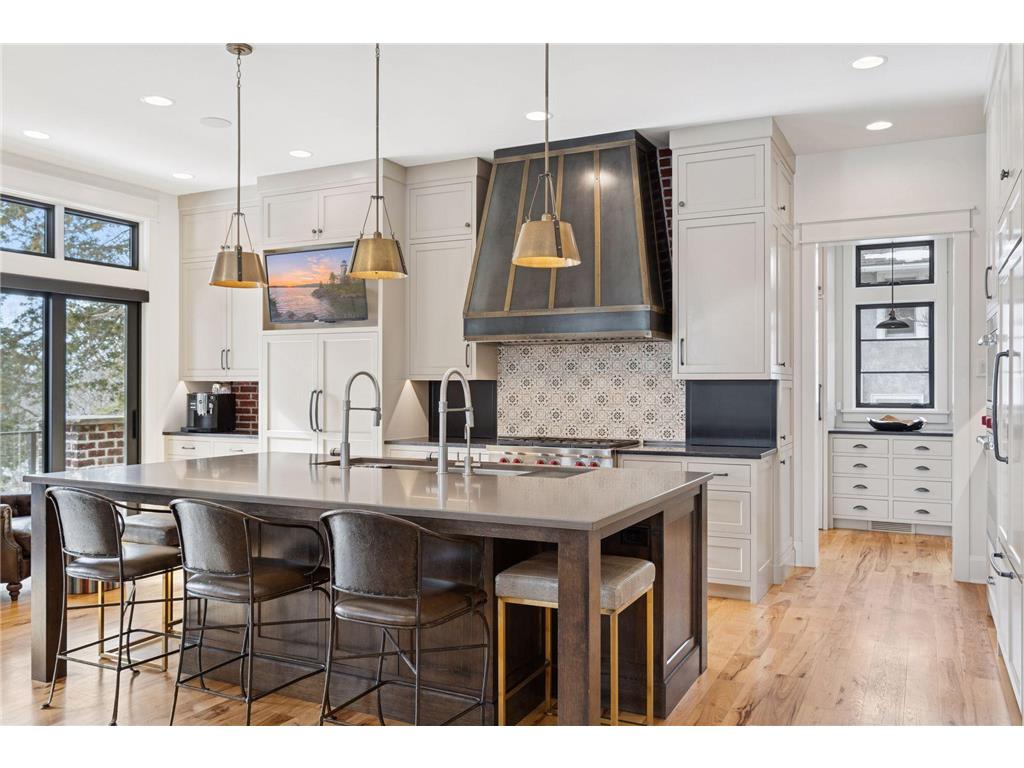 373 Park Street E Wayzata MN 55391 7050116 image16