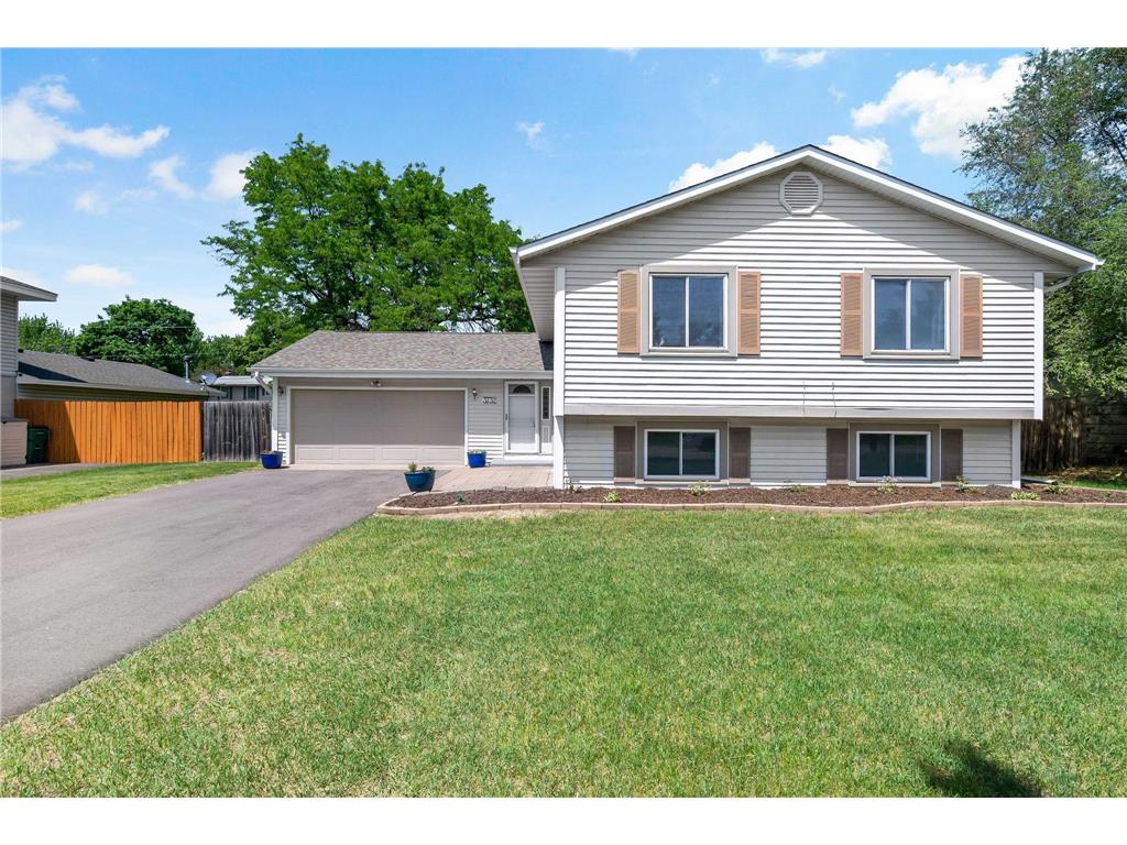 3732 81st Avenue N Brooklyn Park MN 55443 7075655 image1