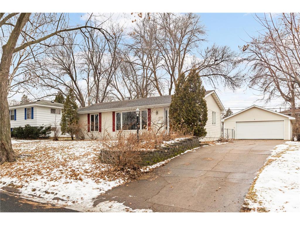 3733 Gettysburg Avenue N New Hope MN 55427 6416613 image1