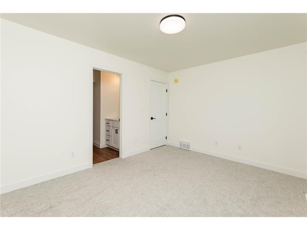 3734 33rd Street S Moorhead MN 56560 7099579 image16