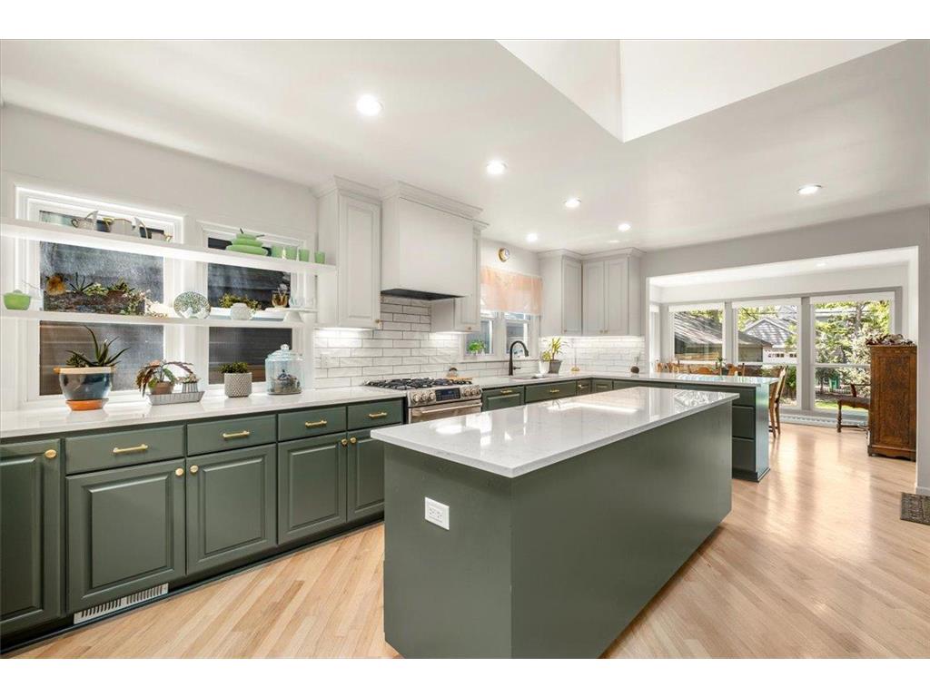 3734 Lena Smith Boulevard Minneapolis MN 55406 7076314 image10