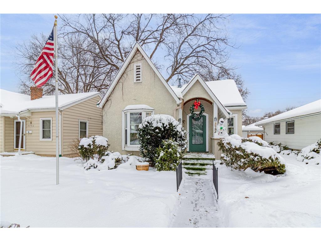 3734 Perry Avenue N Robbinsdale MN 55422 6825734 image1