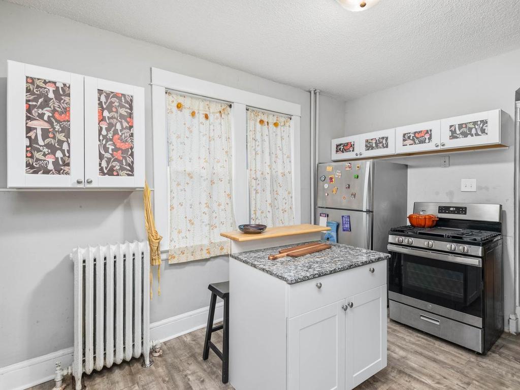 3735 Girard Avenue N Minneapolis MN 55412 7093548 image12