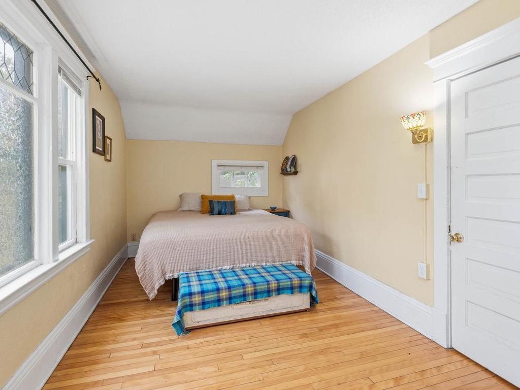 3735 Girard Avenue N Minneapolis MN 55412 7093548 image16