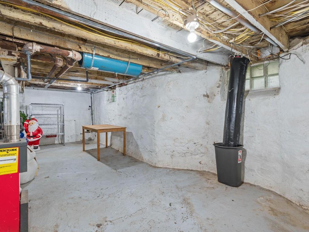 3735 Girard Avenue N Minneapolis MN 55412 7093548 image22