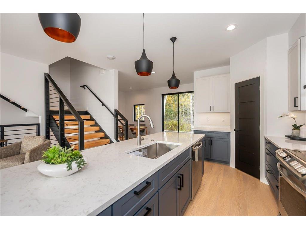 3735 London Road #16 Duluth MN 55804 6804419 image4