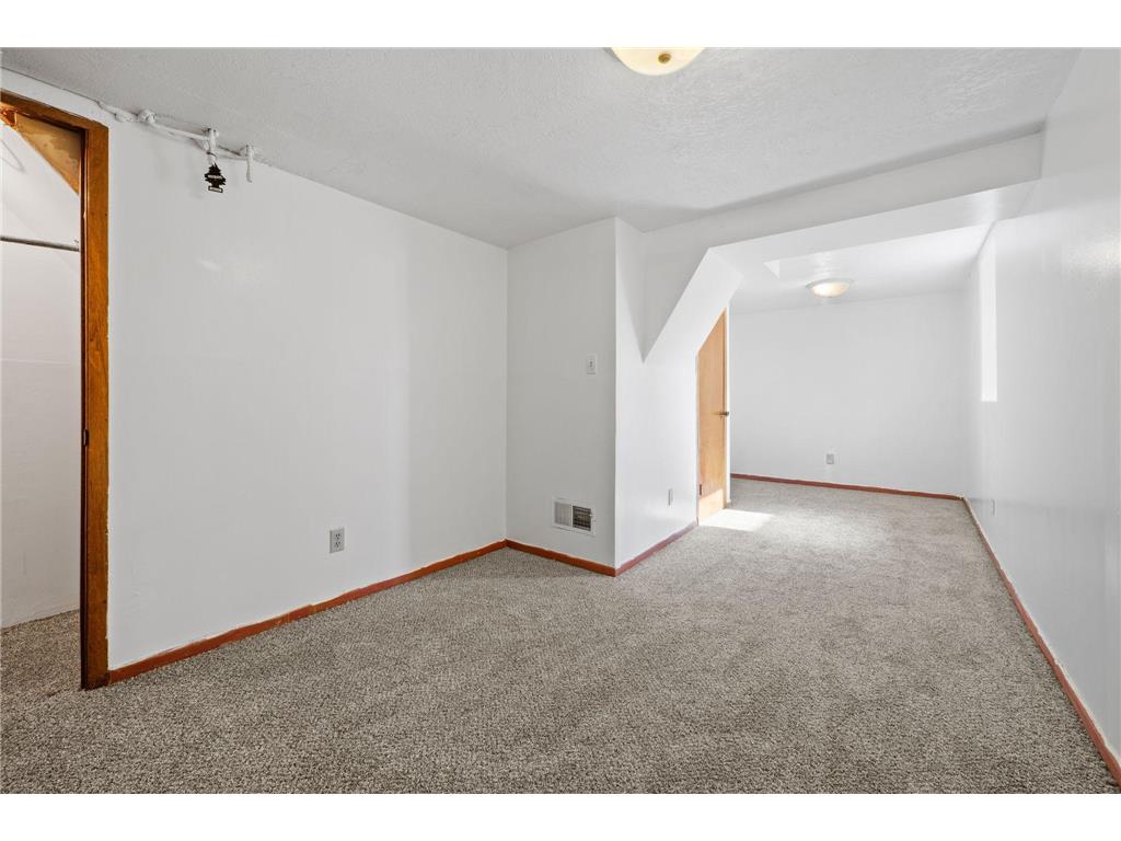 3736 18th Avenue S Minneapolis MN 55407 7062419 image19