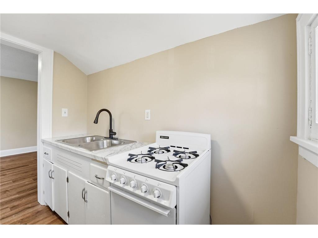 3736 Park Avenue Minneapolis MN 55407 7092405 image31