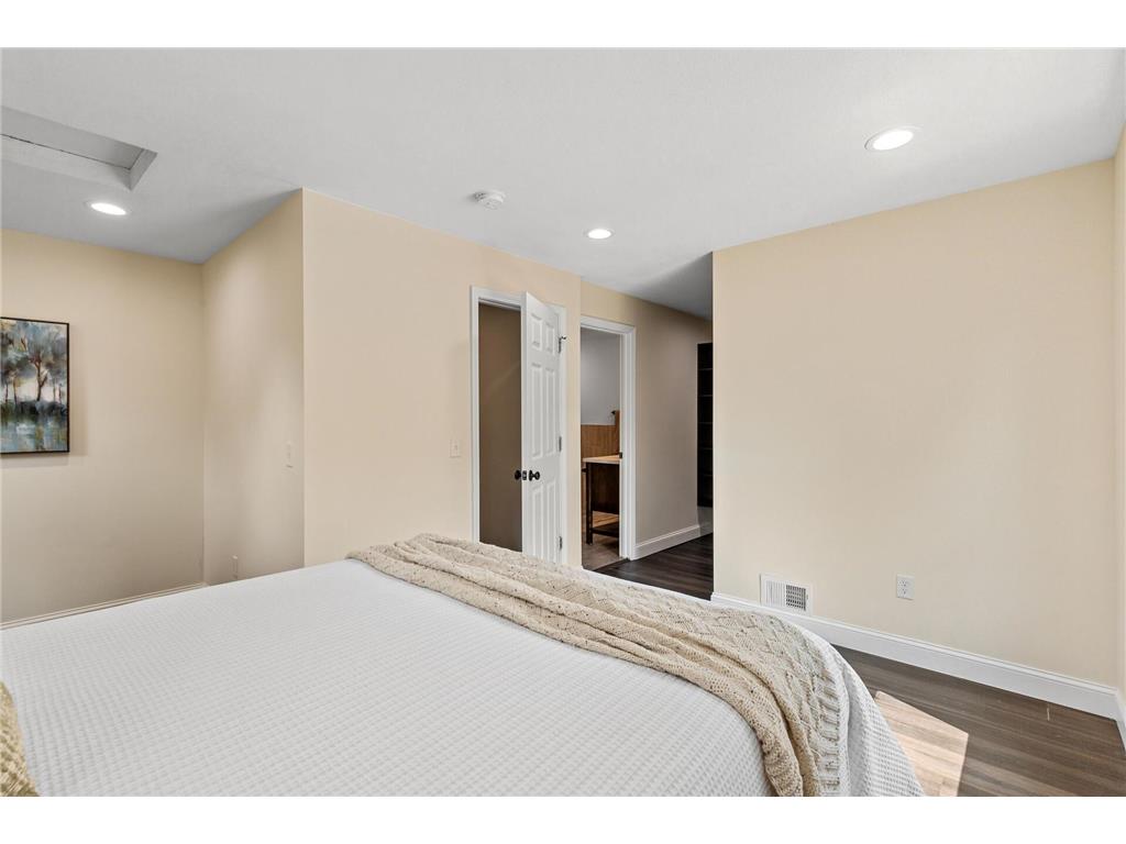 3737 Baker Road Minnetonka MN 55305 7043130 image19
