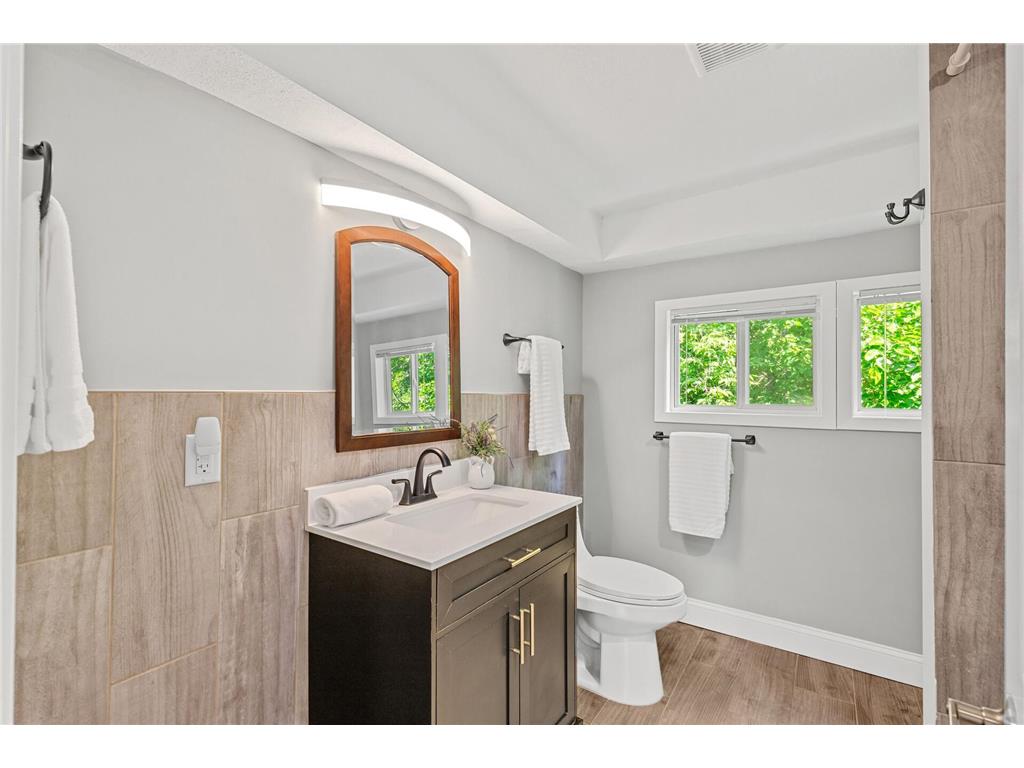 3737 Baker Road Minnetonka MN 55305 7043130 image29