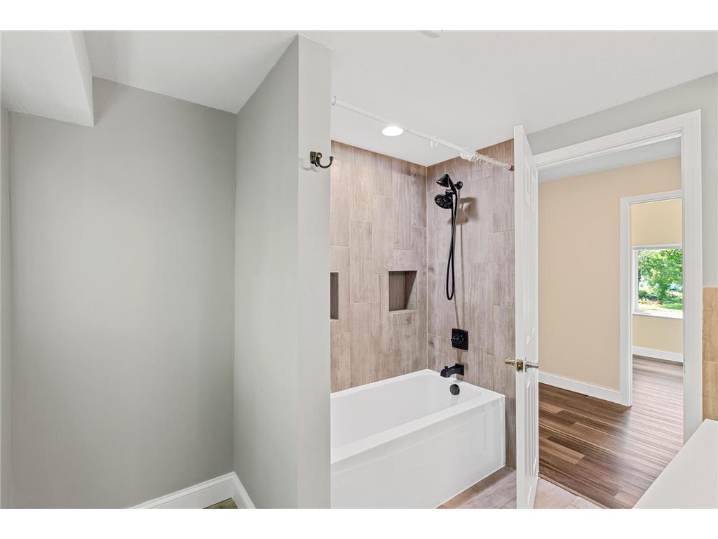 3737 Baker Road Minnetonka MN 55305 7043130 image30