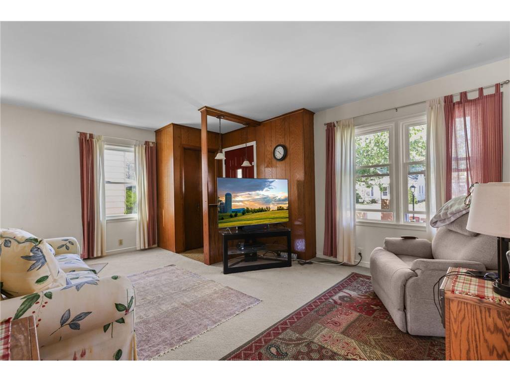 3738 Noble Avenue N Robbinsdale MN 55422 7073356 image2