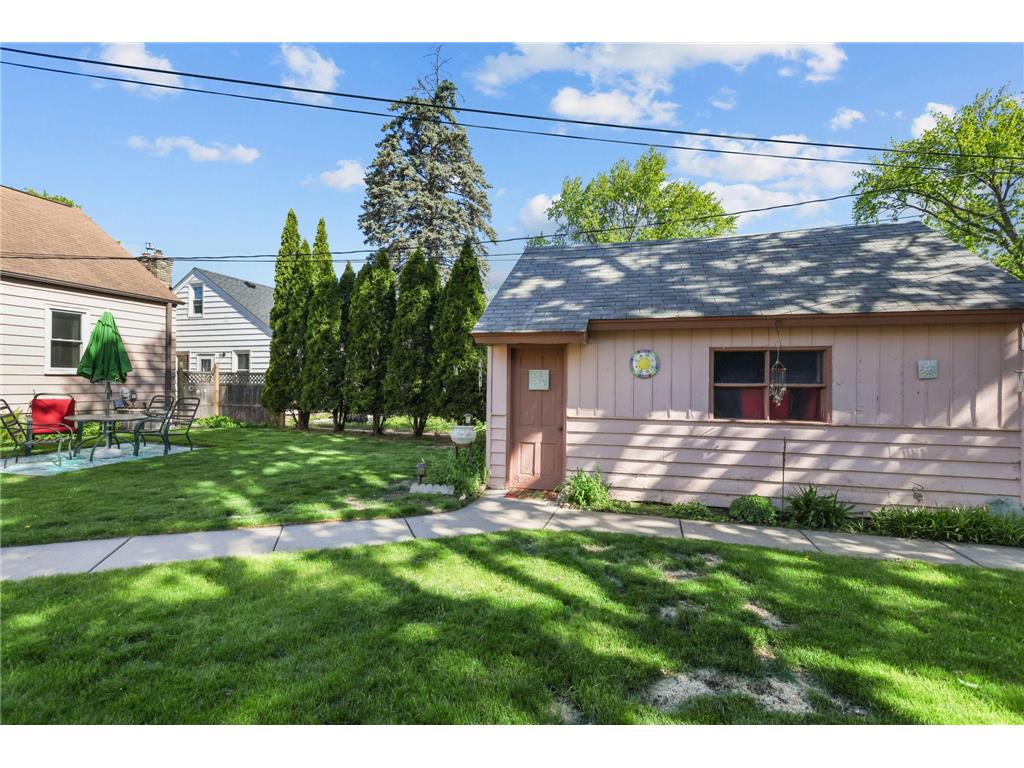 3738 Noble Avenue N Robbinsdale MN 55422 7073356 image24