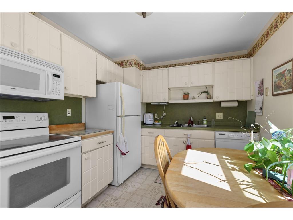 3738 Noble Avenue N Robbinsdale MN 55422 7073356 image8
