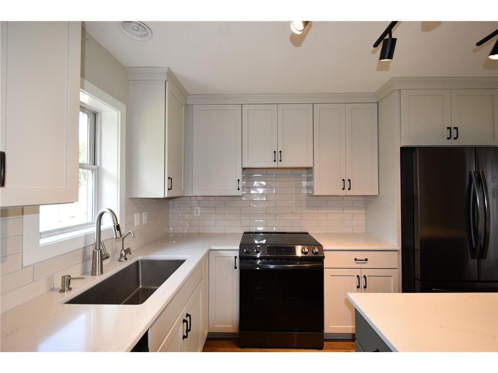 374 Cherry Street W Mazeppa MN 55956 7107295 image9