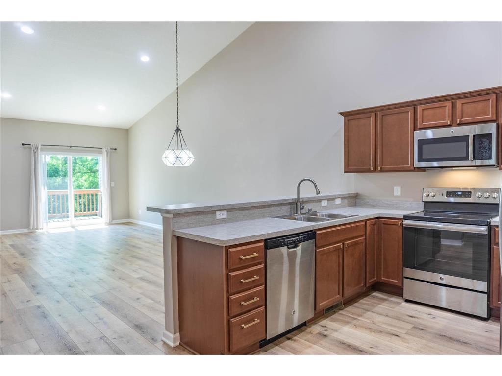 374 Meadow Lane Norwood Young America MN 55397 7108001 image13