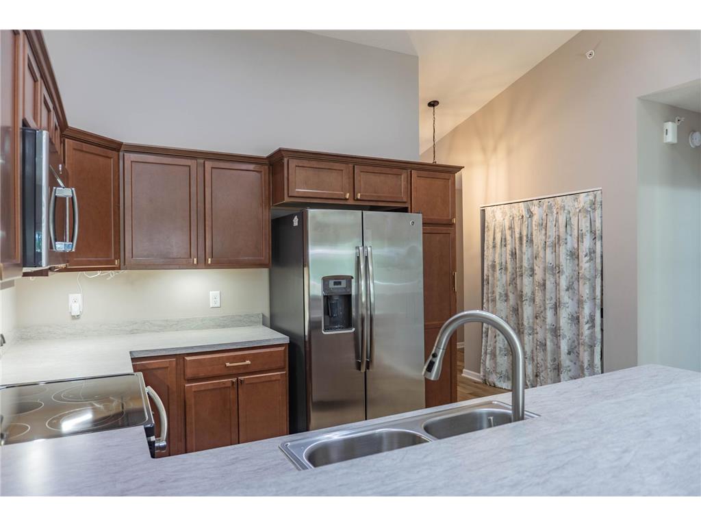 374 Meadow Lane Norwood Young America MN 55397 7108001 image21