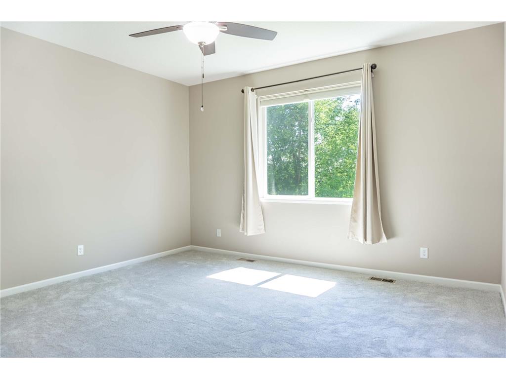 374 Meadow Lane Norwood Young America MN 55397 7108001 image22