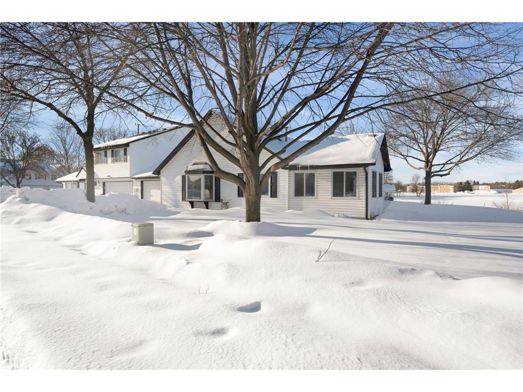 3740 Gershwin Avenue N Oakdale MN 55128 6322152 image1