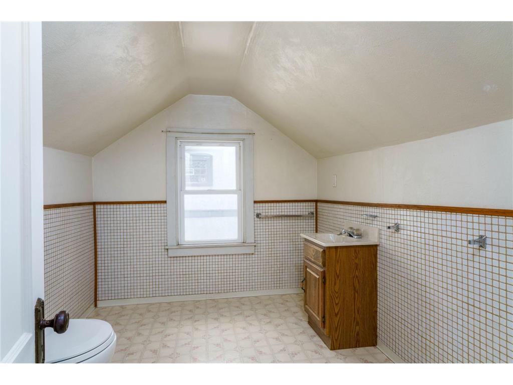 3741 Park Avenue Minneapolis MN 55407 7058815 image16
