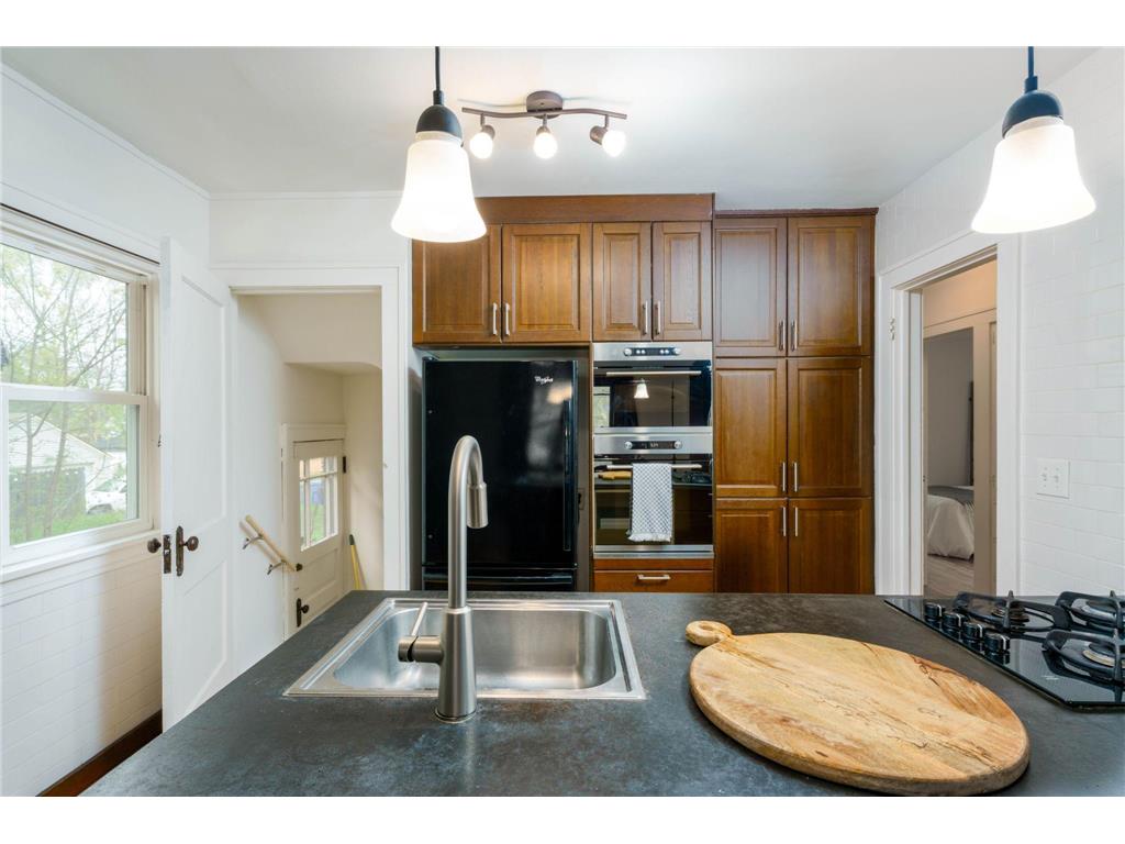 3741 Park Avenue Minneapolis MN 55407 7058815 image9