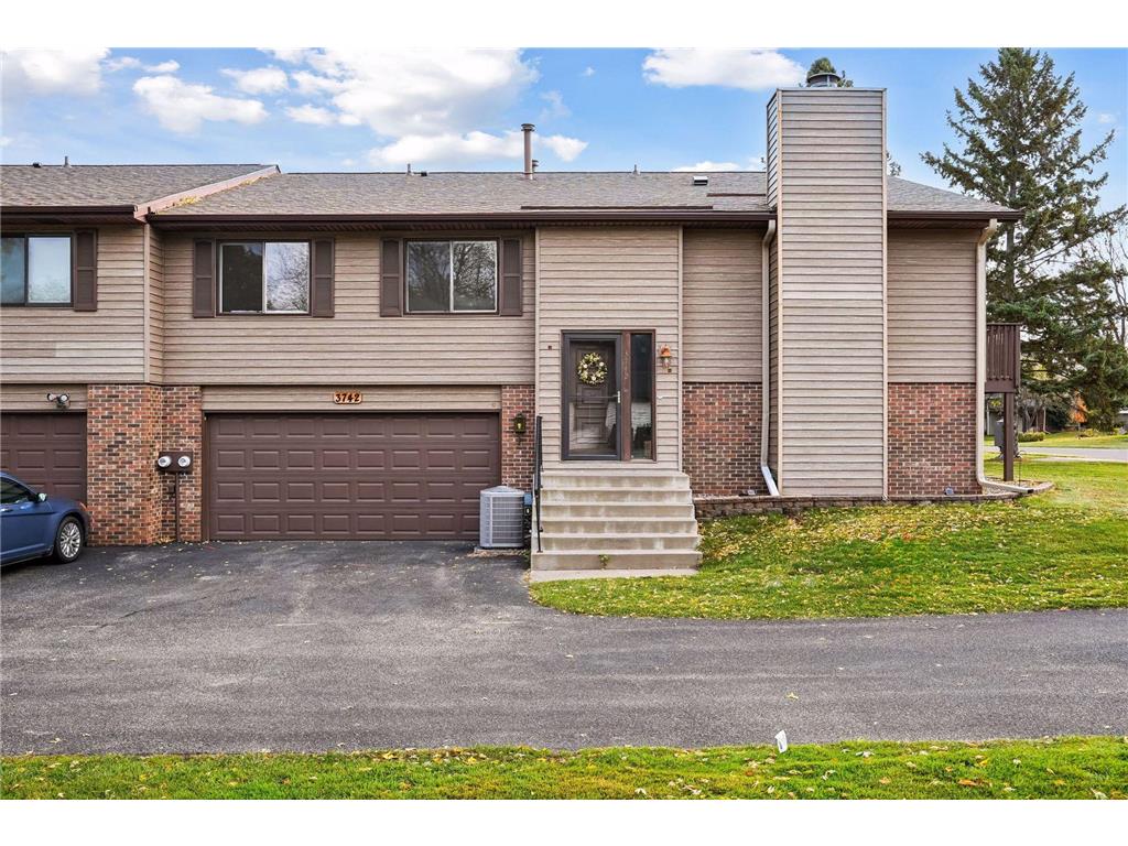 3742 Gershwin Avenue N Oakdale MN 55128 6796782 image1