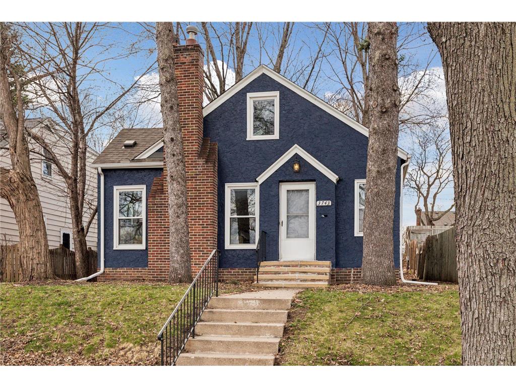 3743 Knox Avenue N Minneapolis MN 55412 6587550 image1