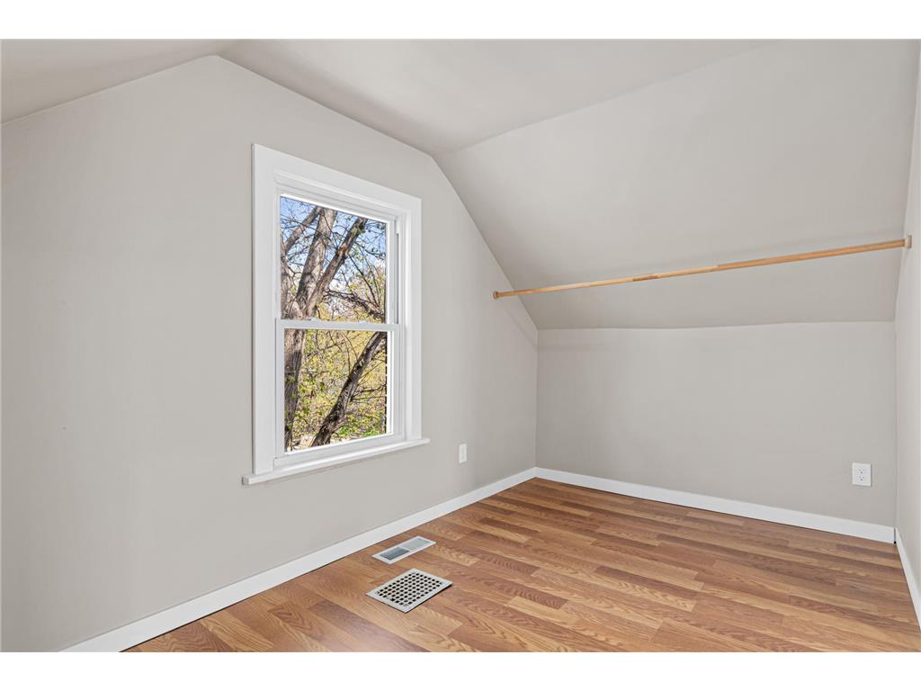 3744 5th Avenue S Minneapolis MN 55409 7017226 image27