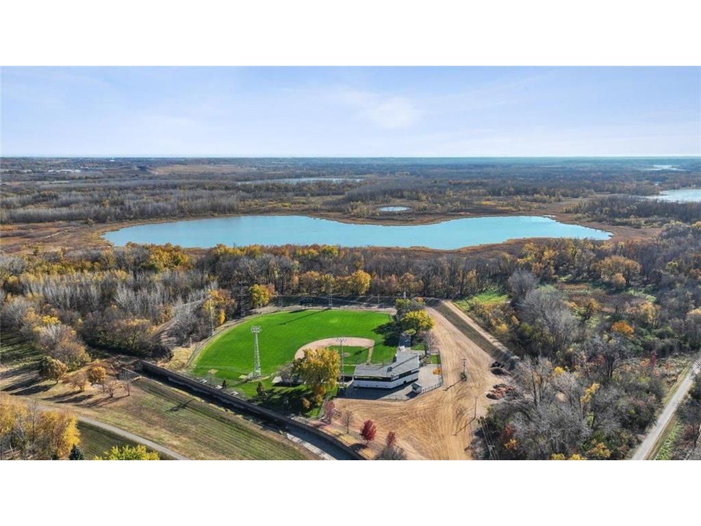 3744 Brookside Drive Chaska MN 55318 6810062 image47