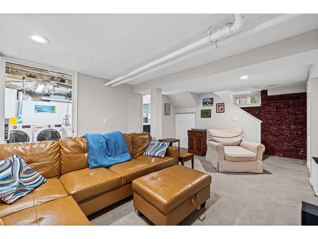 3746 1st Avenue S Minneapolis MN 55409 7077687 image37