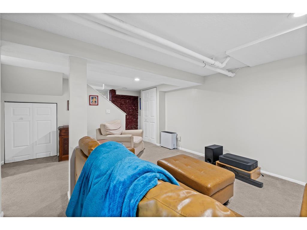 3746 1st Avenue S Minneapolis MN 55409 7077687 image38