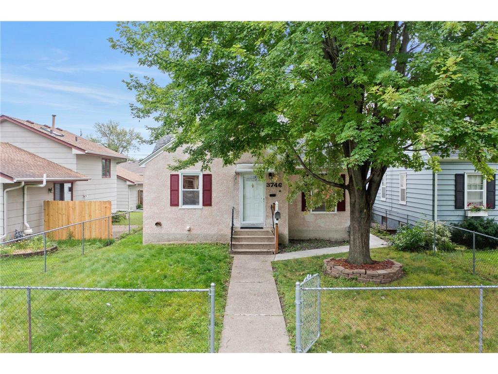 3746 Major Avenue N Robbinsdale MN 55422 6588778 image1