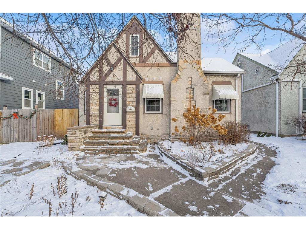 3746 Queen Avenue N Minneapolis MN 55412 6648068 image1