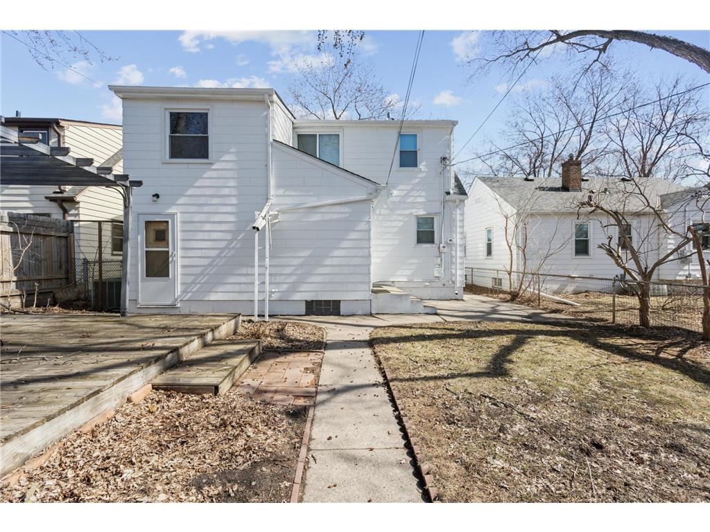 3747 Major Avenue N Robbinsdale MN 55422 7048659 image3