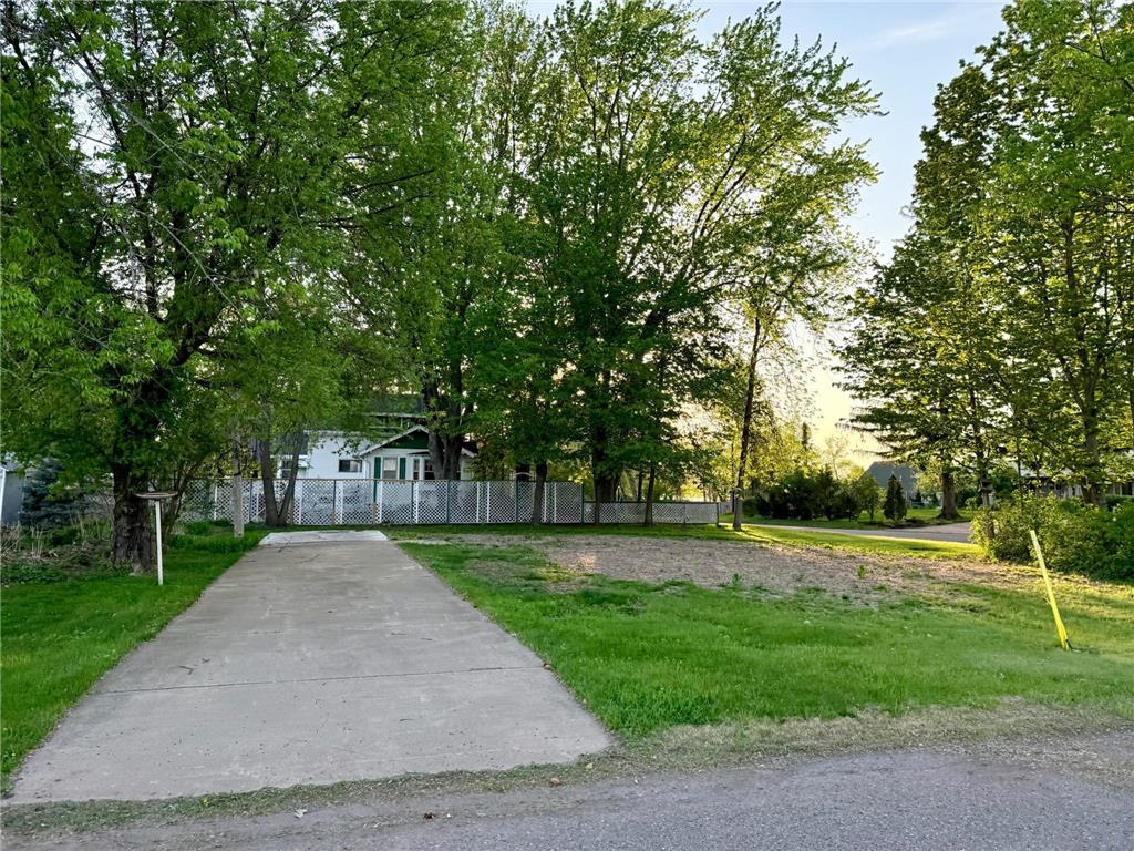375 3rd Avenue N Isle MN 56342 6548331 image1
