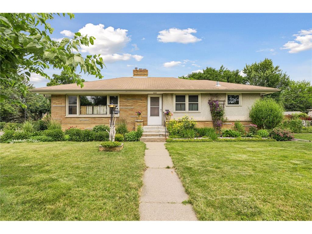 375 Jessamine Avenue W Saint Paul MN 55117 7087191 image1