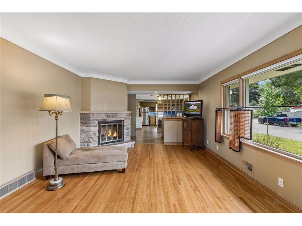 375 Jessamine Avenue W Saint Paul MN 55117 7087191 image10