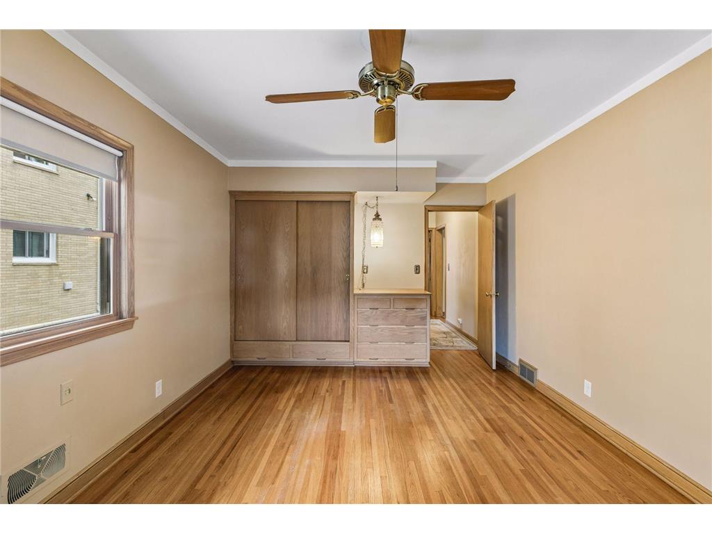 375 Jessamine Avenue W Saint Paul MN 55117 7087191 image23