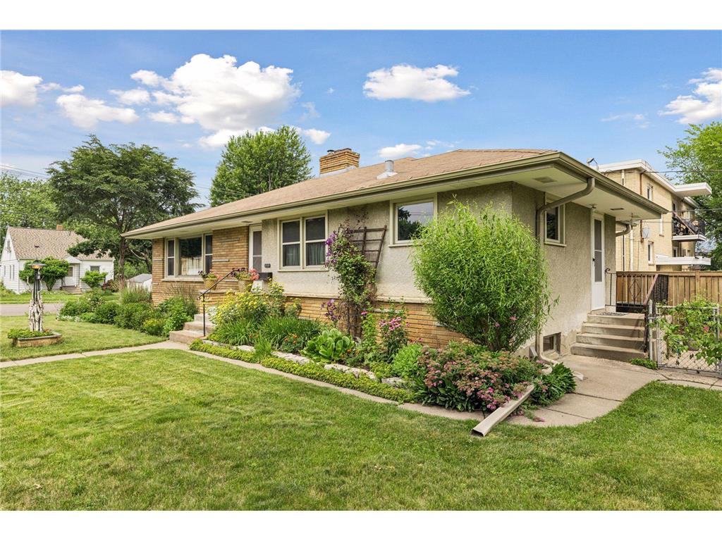 375 Jessamine Avenue W Saint Paul MN 55117 7087191 image3