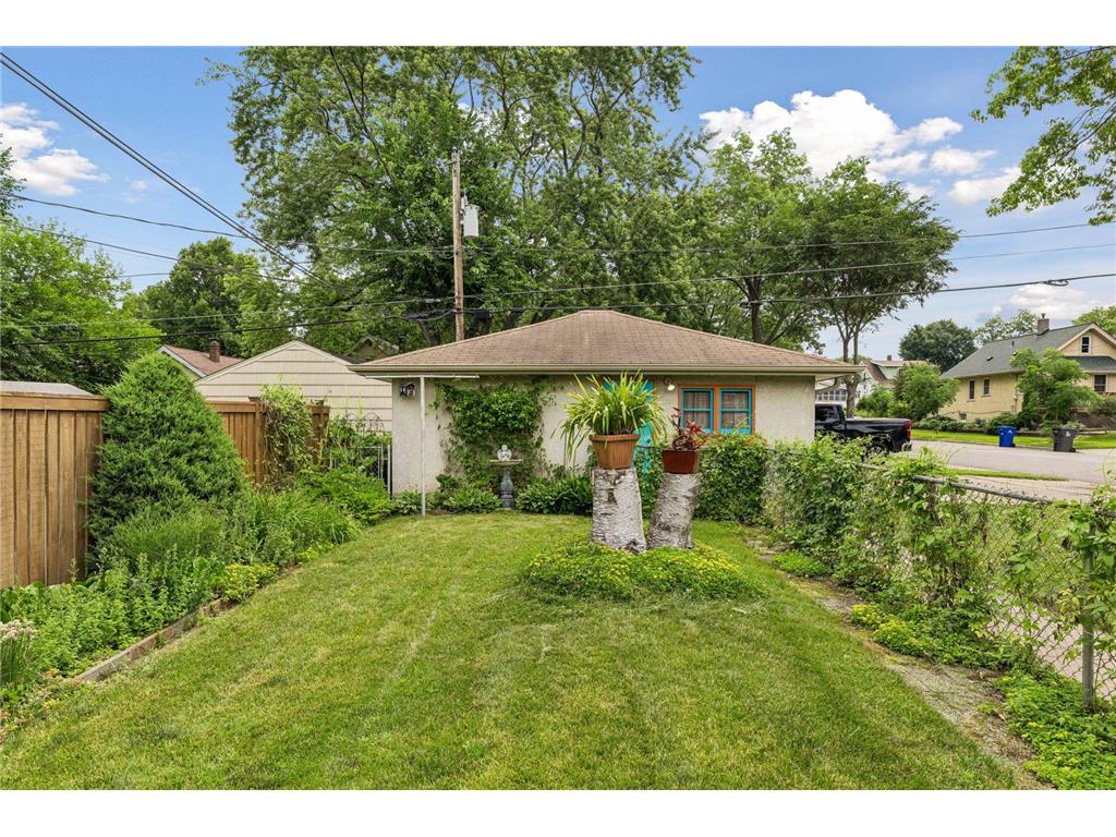 375 Jessamine Avenue W Saint Paul MN 55117 7087191 image46