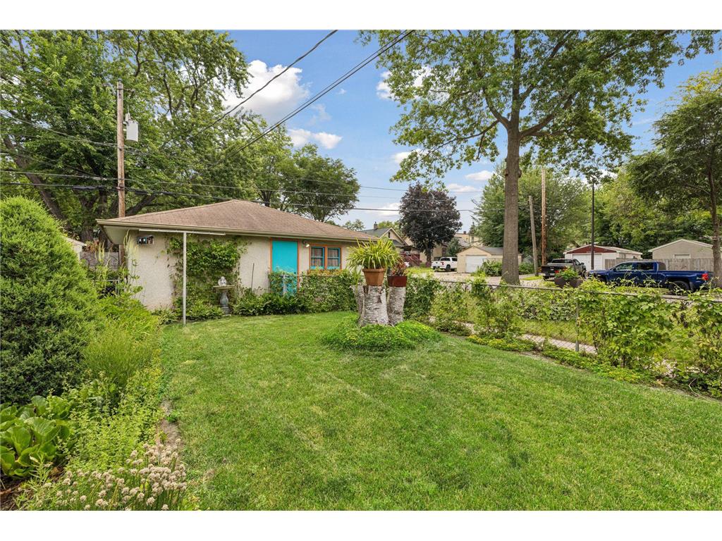 375 Jessamine Avenue W Saint Paul MN 55117 7087191 image47