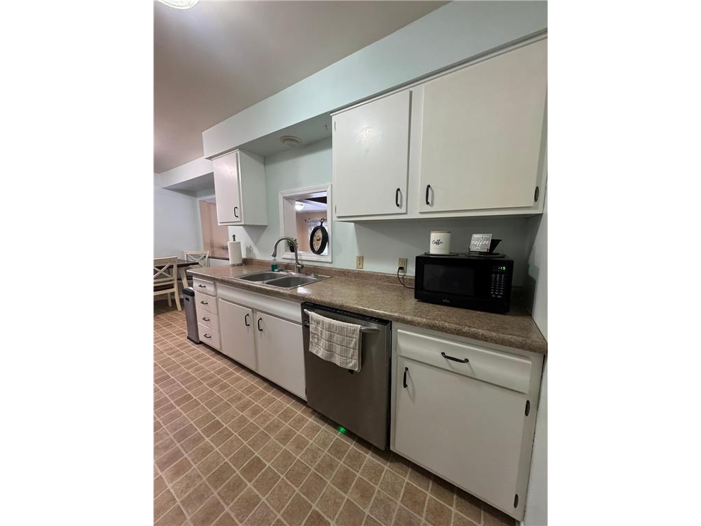 375 Lark Avenue Maplewood MN 55117 7016931 image16