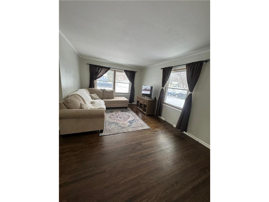 375 Lark Avenue Maplewood MN 55117 7016931 image3