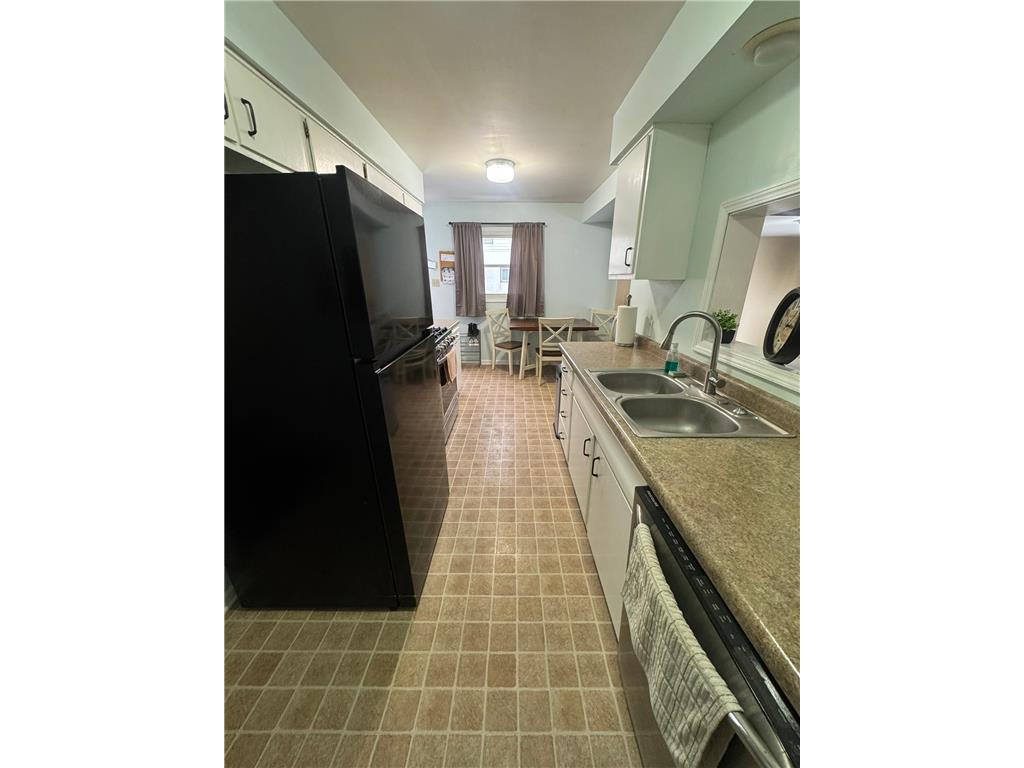 375 Lark Avenue Maplewood MN 55117 7016931 image6